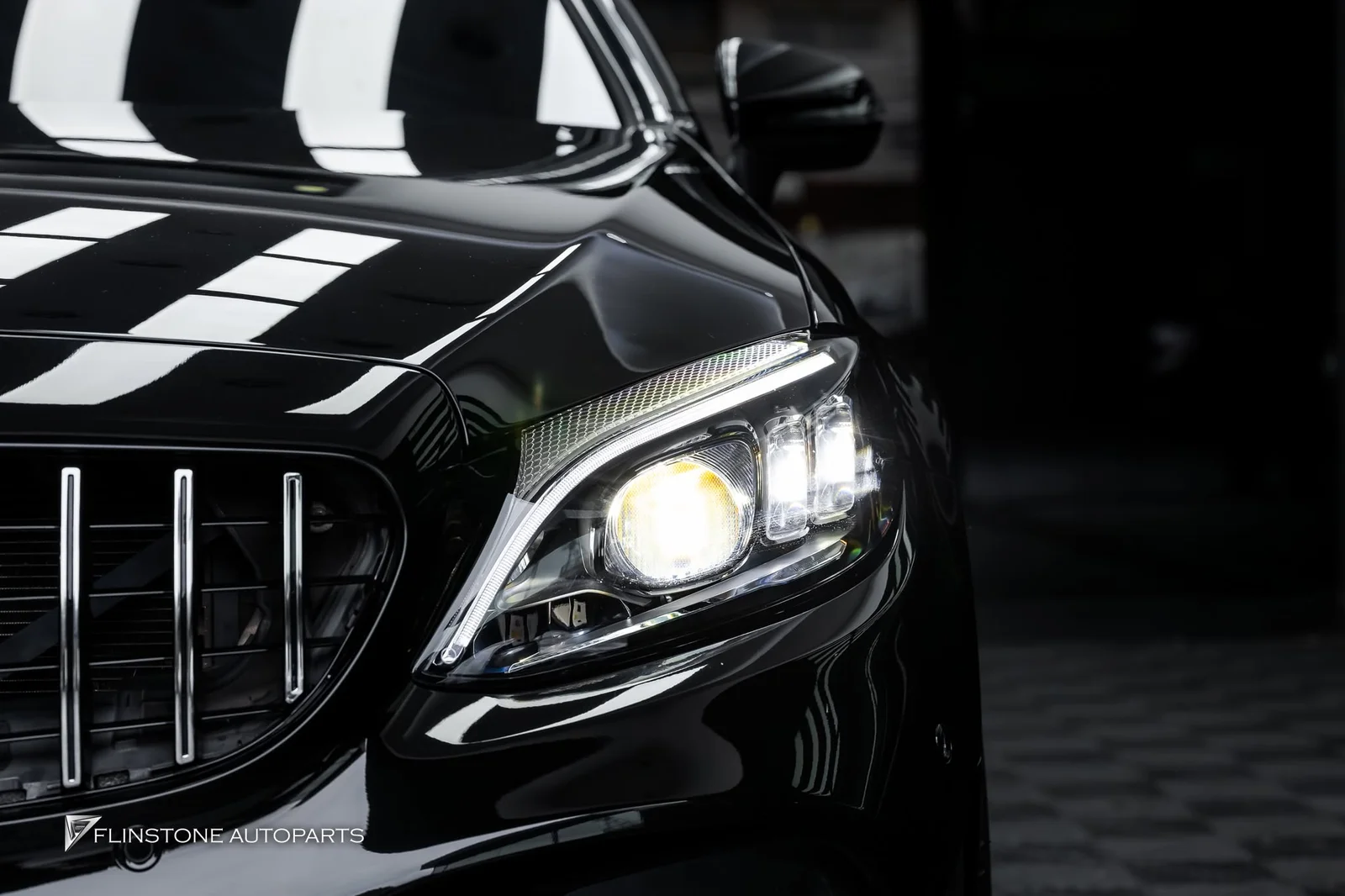 W205/C205 C-Class แก้ปัญหา LED เหลือง / โคมไฟไม่ใส W205 C-Class Coupe