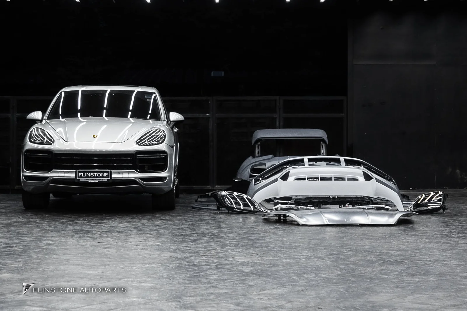 PORSCHE Cayenne 958 getting ready for the facelift conversion to TURBO GT 2026