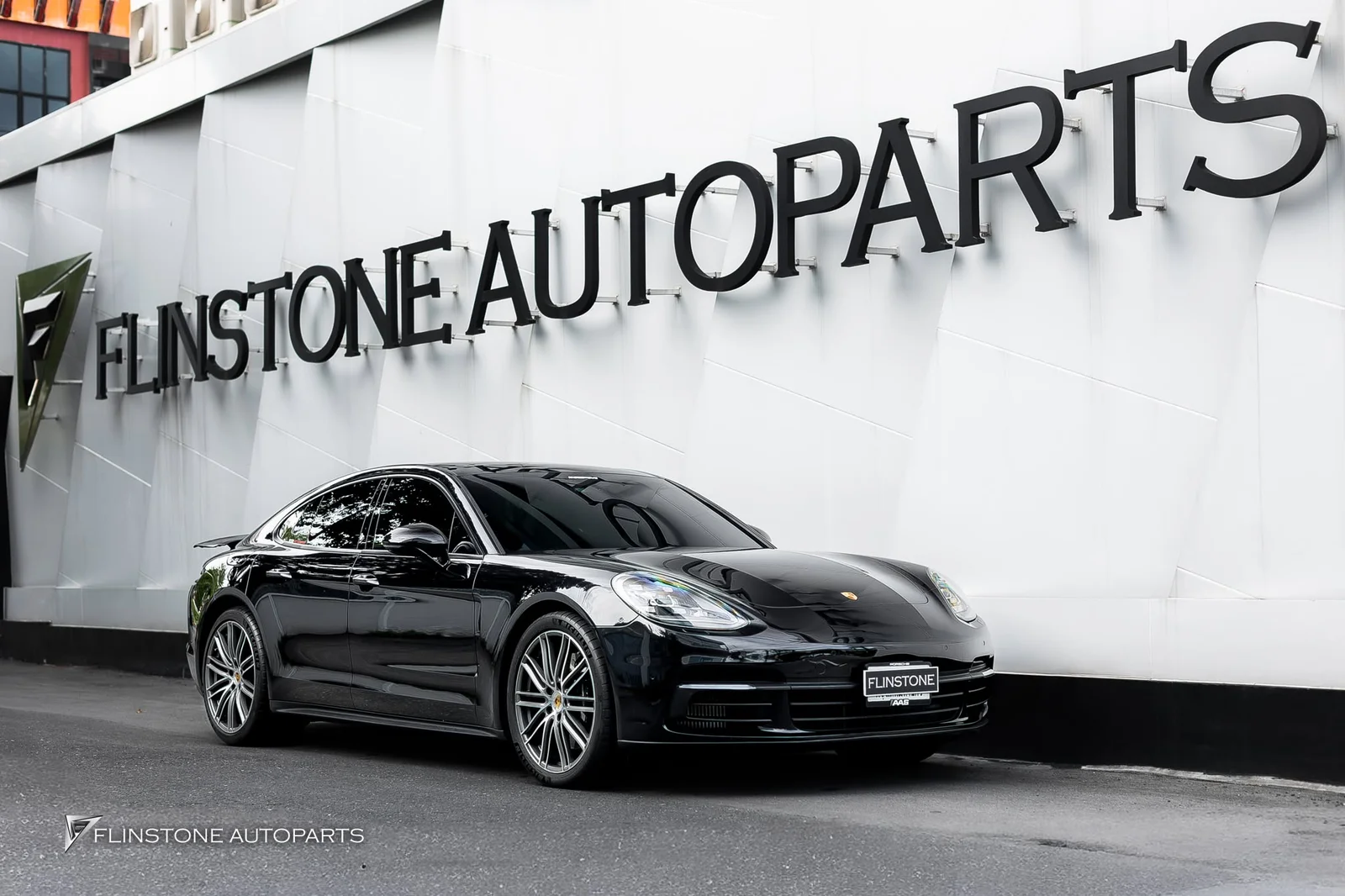 ขอบคุณพี่เป๊ก สัณชัย อีกครั้งครับ นำ PORSCHE 971 Panamera