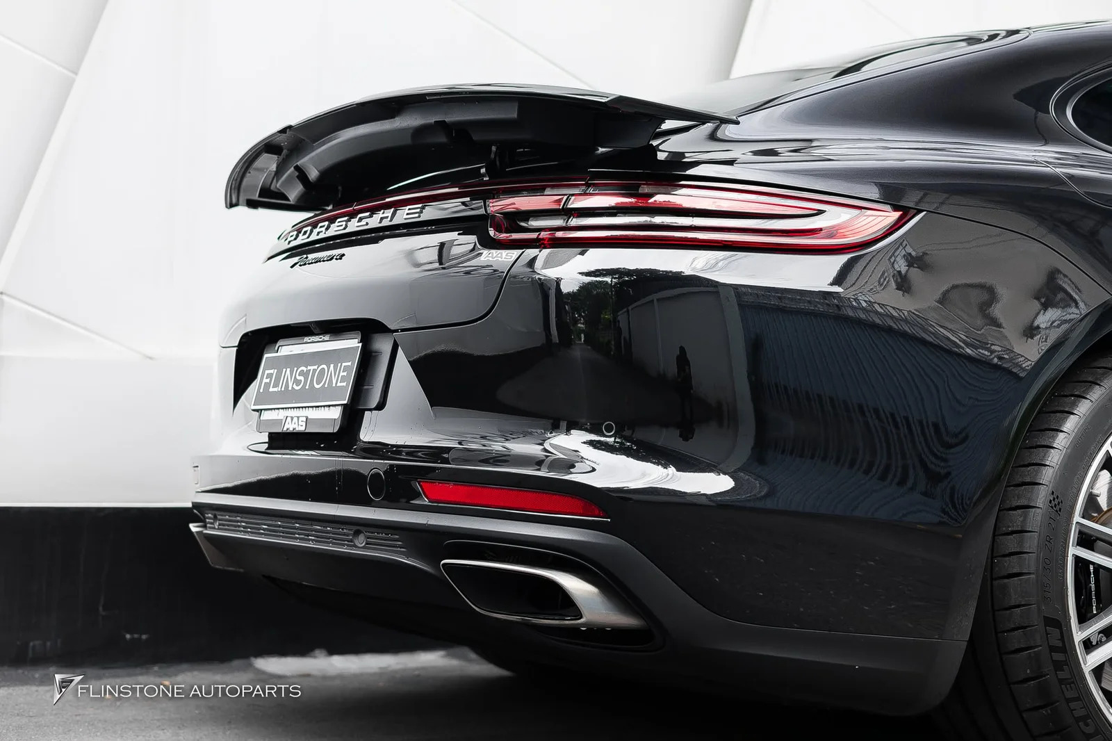 ขอบคุณพี่เป๊ก สัณชัย อีกครั้งครับ นำ PORSCHE 971 Panamera