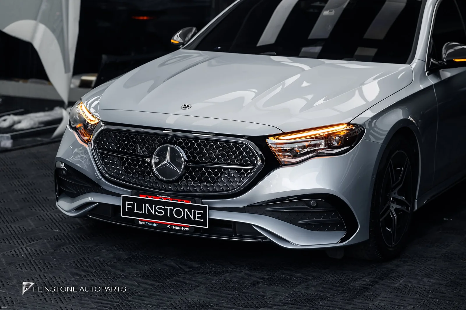 W214 E-Class ติดตั้งไฟหน้าแท้ Digital Light พาร์ทแท้จากเยอรมัน พร้อมโปรแกรม Coding