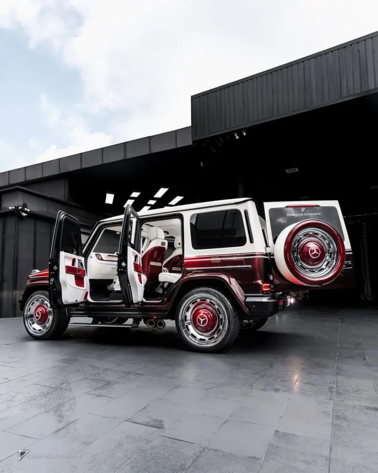 W464 G-Class The Burgundy Vintage Style G-Class, the ultimate fusion of classic heritage