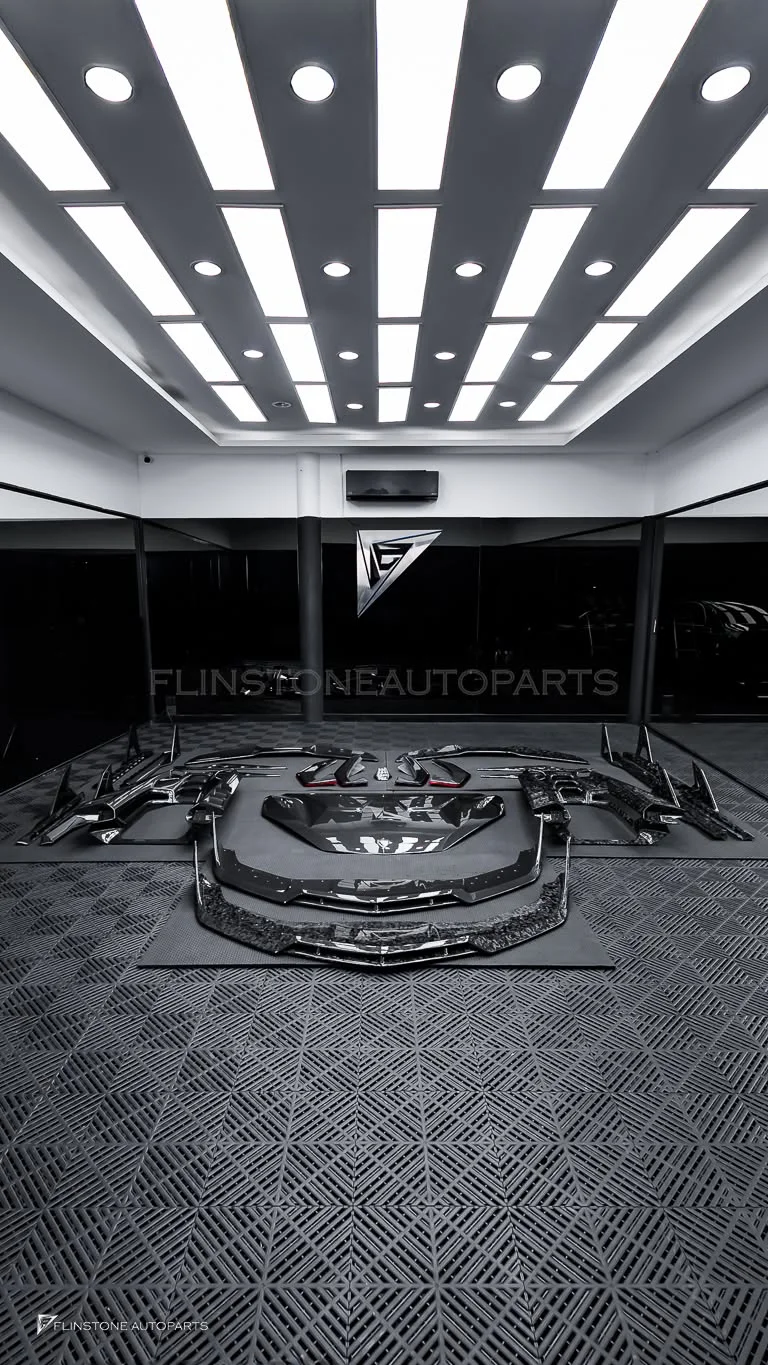 ชุดแต่งรอบคัน DUKE DYNAMIC สำหรับ LAMBORGHINI Revuelto มาทั้งแบบคาร์บอนและ