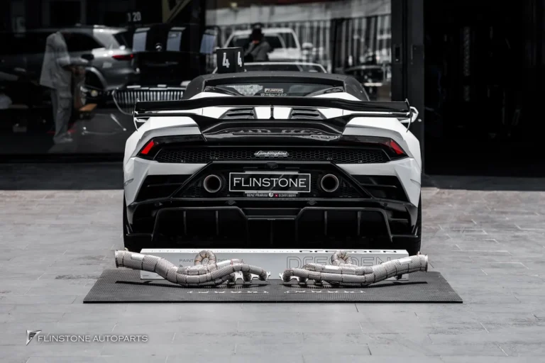 必须吊出发动机才能安装排气” 又一次安装，适用于 LAMBORGHINI