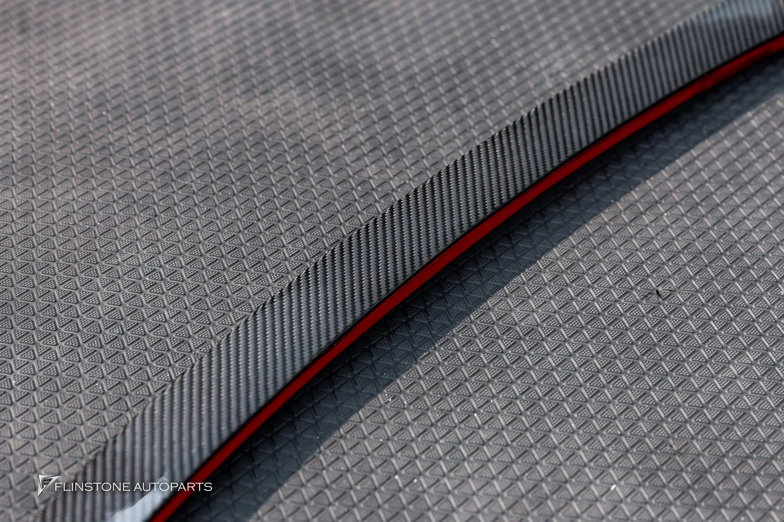 BMW XM G09 ติดตั้งสปอยเลอร์ท้าย งานคาร์บอนจาก USUS Autoclave