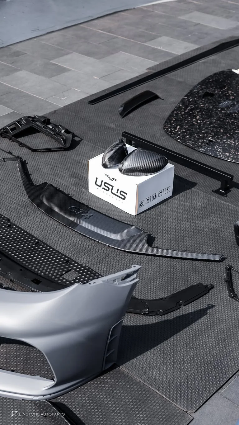 PORSCHE 718 Cayman / Boxster — ภาพผลงานติดตั้งคาร์บอนจาก “USUS Autoclave” สำหรับ PORSCHE