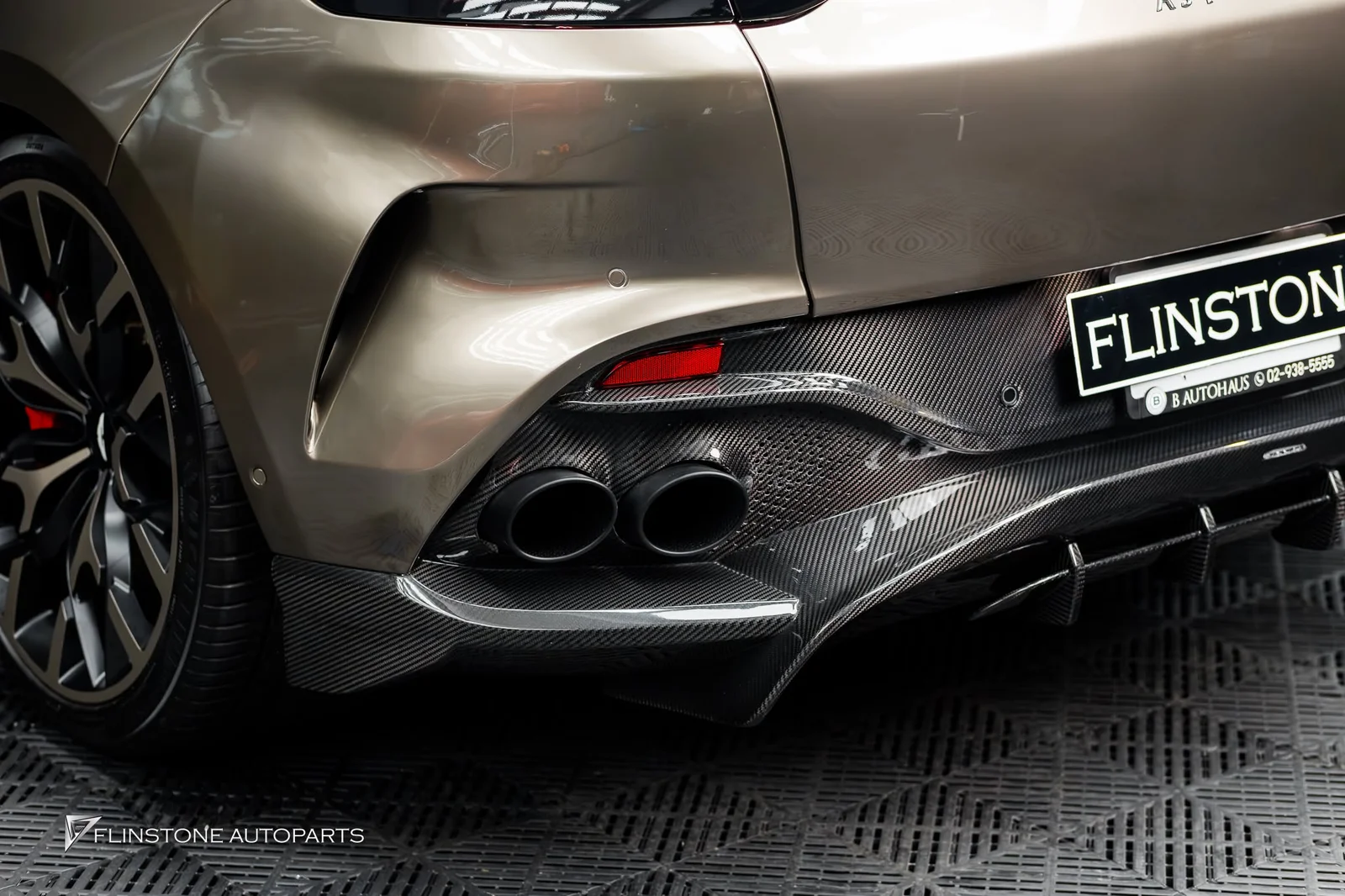 สุดสวยอีกคันสำหรับ ASTON MARTIN DBX ที่เลือกติดตั้งชุดแต่ง DBX707