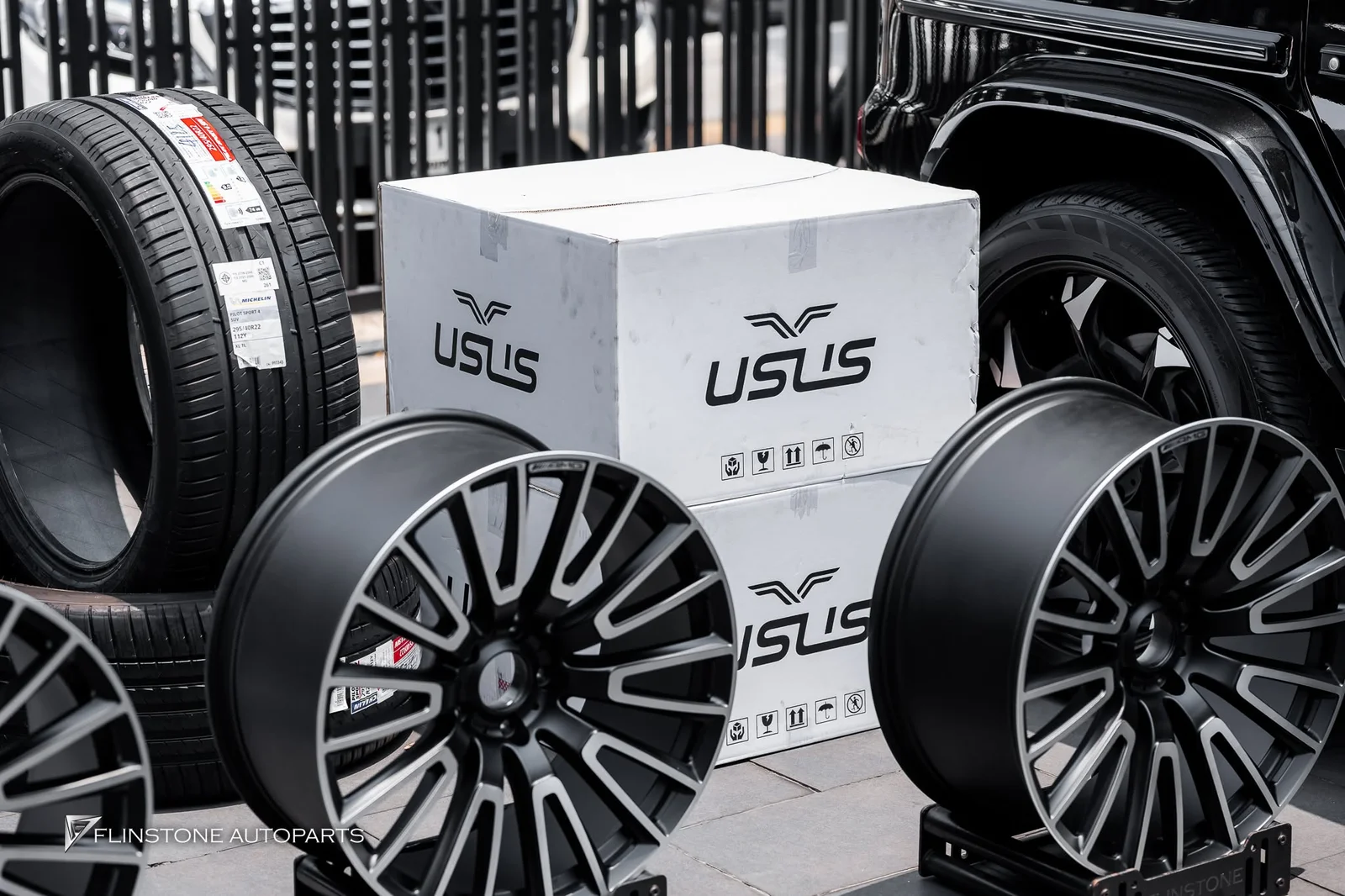 W464 G-Class ลูกค้าตั้งใจมาติดแค่ “บันไดข้างอัตโนมัติ” จริงๆครับ