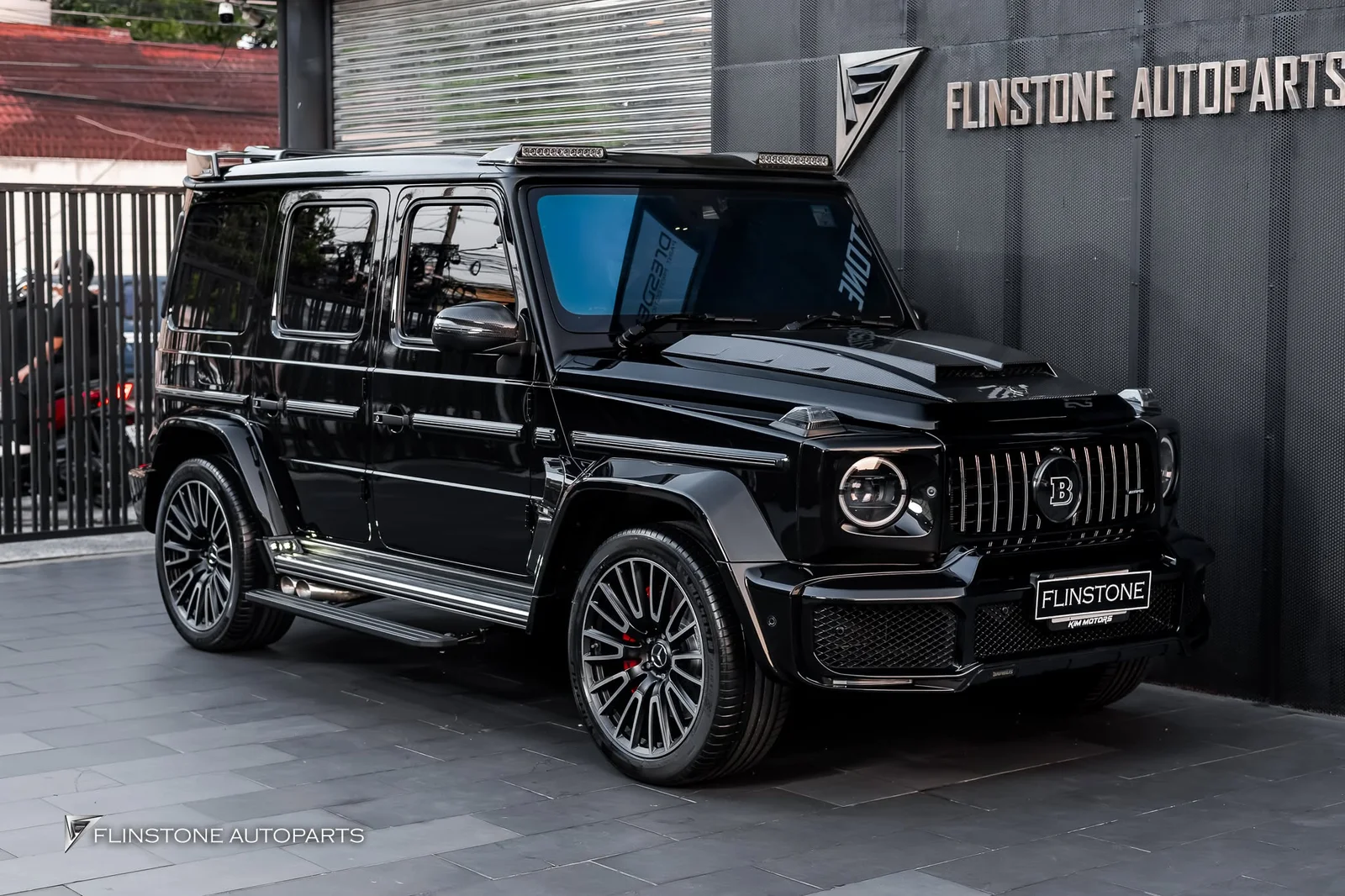 W464 G-Class ลูกค้าตั้งใจมาติดแค่ “บันไดข้างอัตโนมัติ” จริงๆครับ