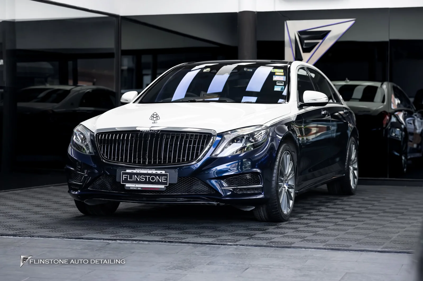 continuing the luxury from MAYBACH W223 the other day… today it is the turn of