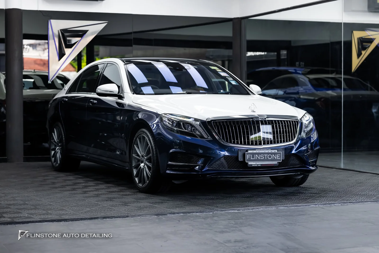 continuing the luxury from MAYBACH W223 the other day… today it is the turn of