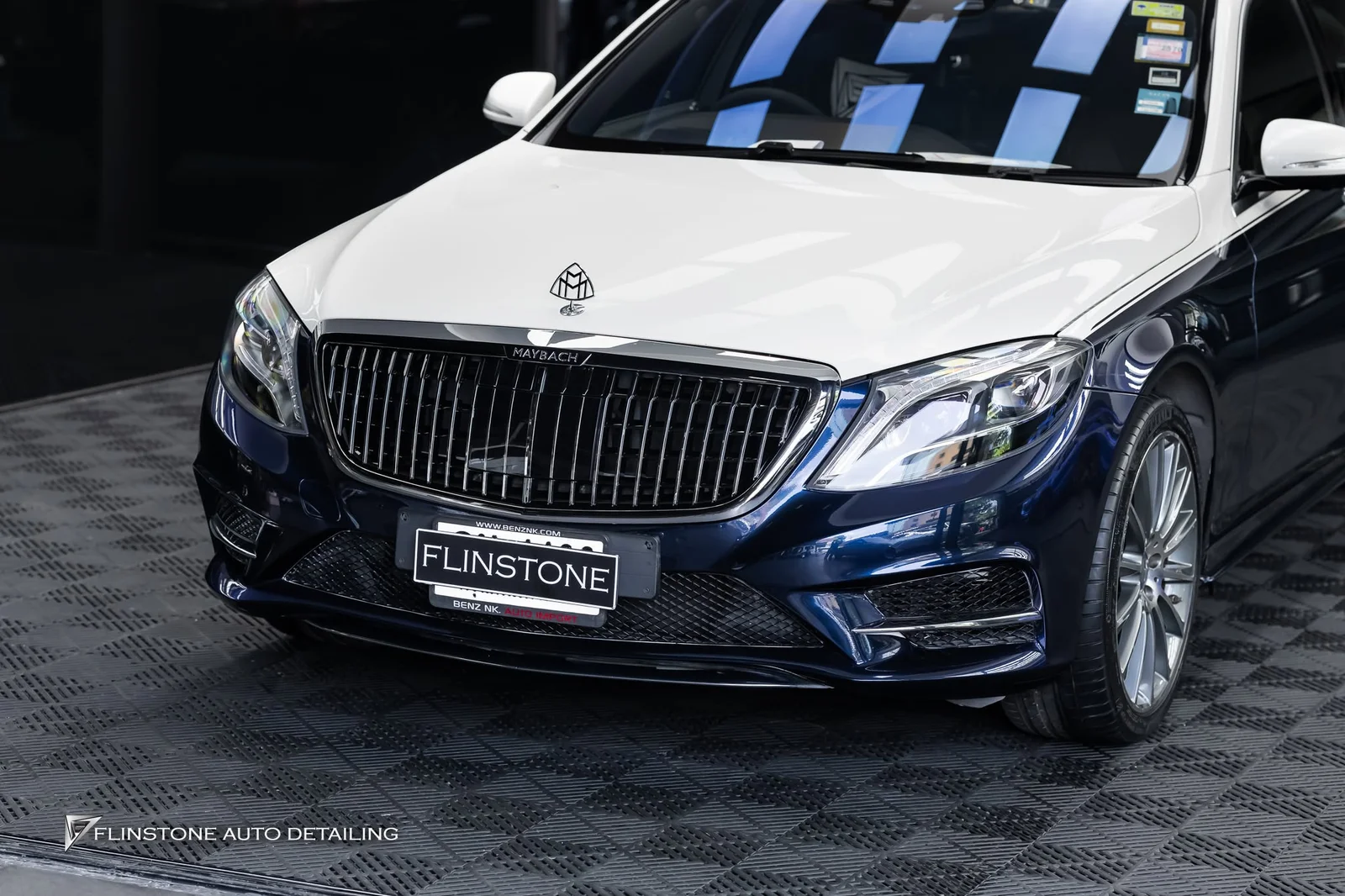 continuing the luxury from MAYBACH W223 the other day… today it is the turn of