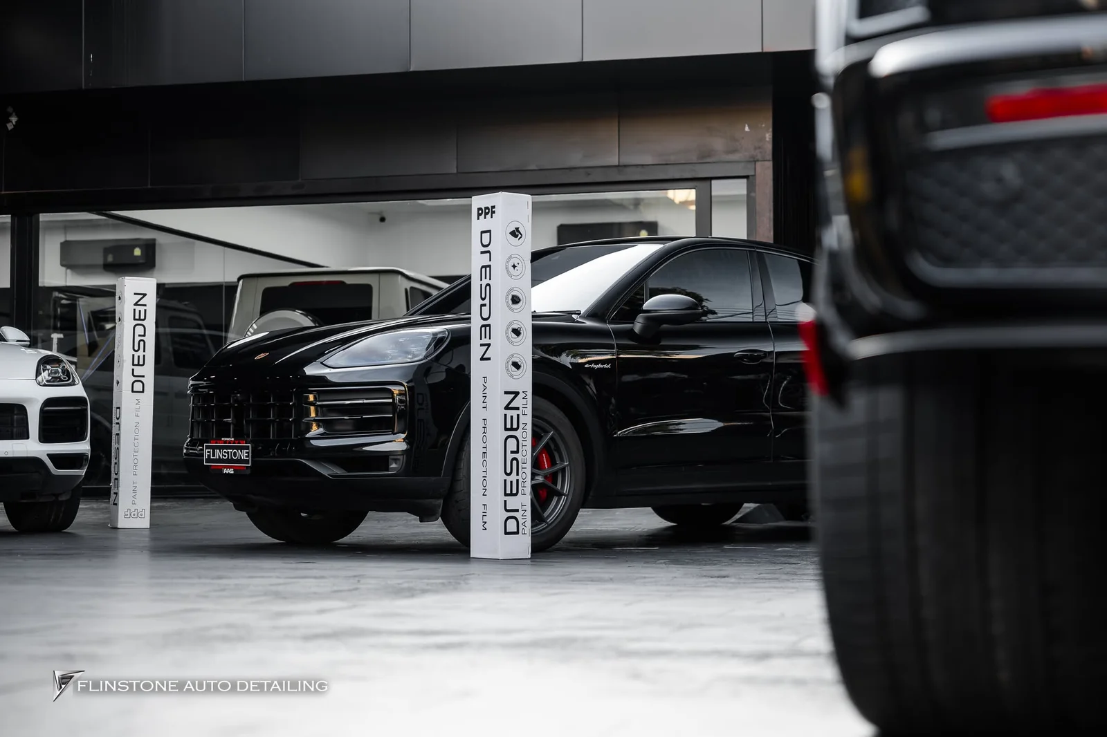 PORSCHE Cayenne 9Y0.1 and 9Y0.2 chose clear paint protection film from DRESDENPROTECTION