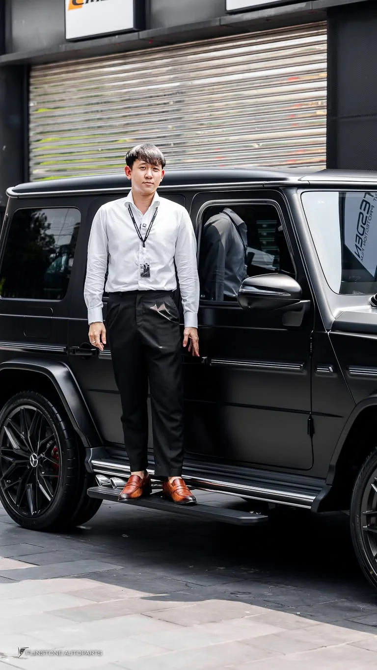 W464 G-Class ติดตั้งบันไดไฟฟ้าอัตโนมัติสำหรับ G-Class เป็นแบบสไลด์ ที่เดียวในไทยตอนนี้