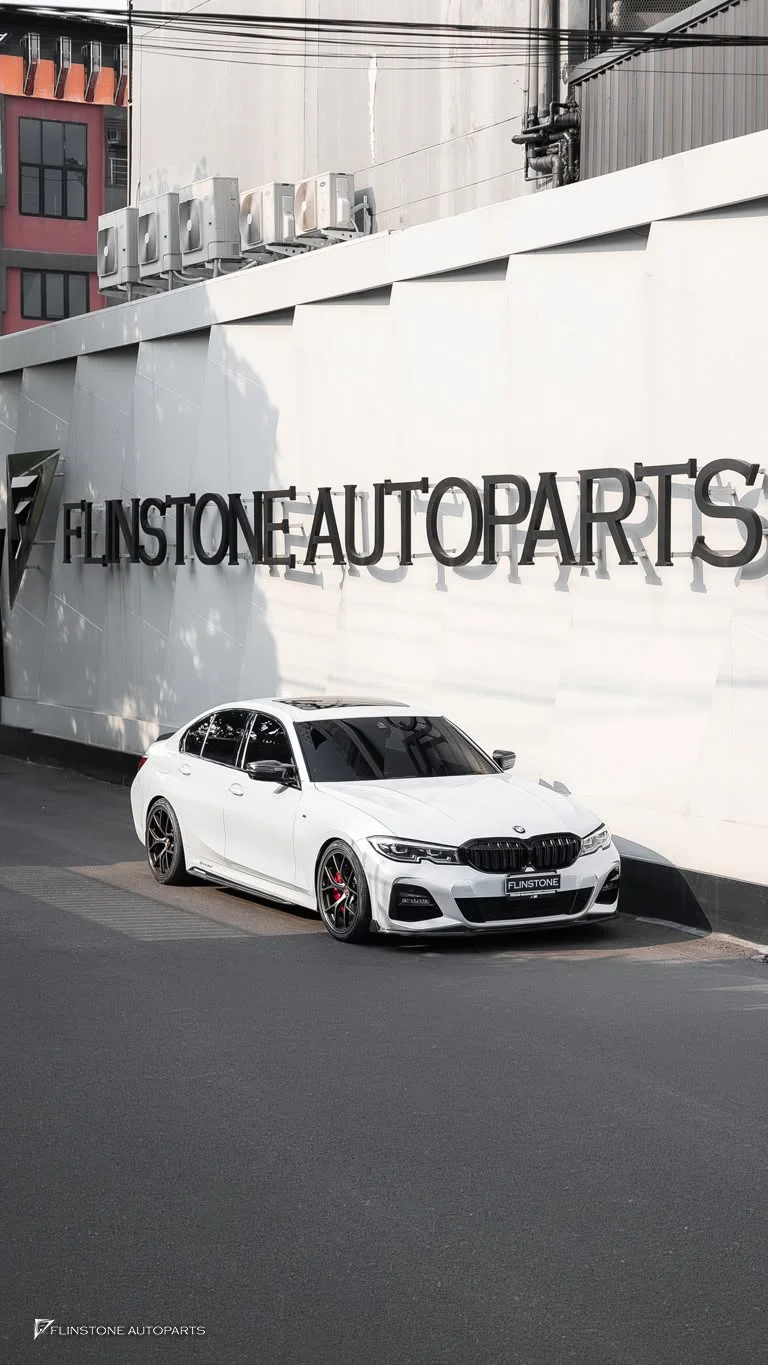 BMW G20 Series 3 2025 — BMW G20 Series 3 加装碳纤维部件含扰流板与