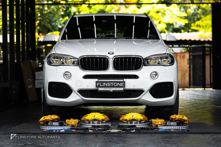 BMW X5 F15 安装刹车套装 Custom Caliper 金色车身 SUV