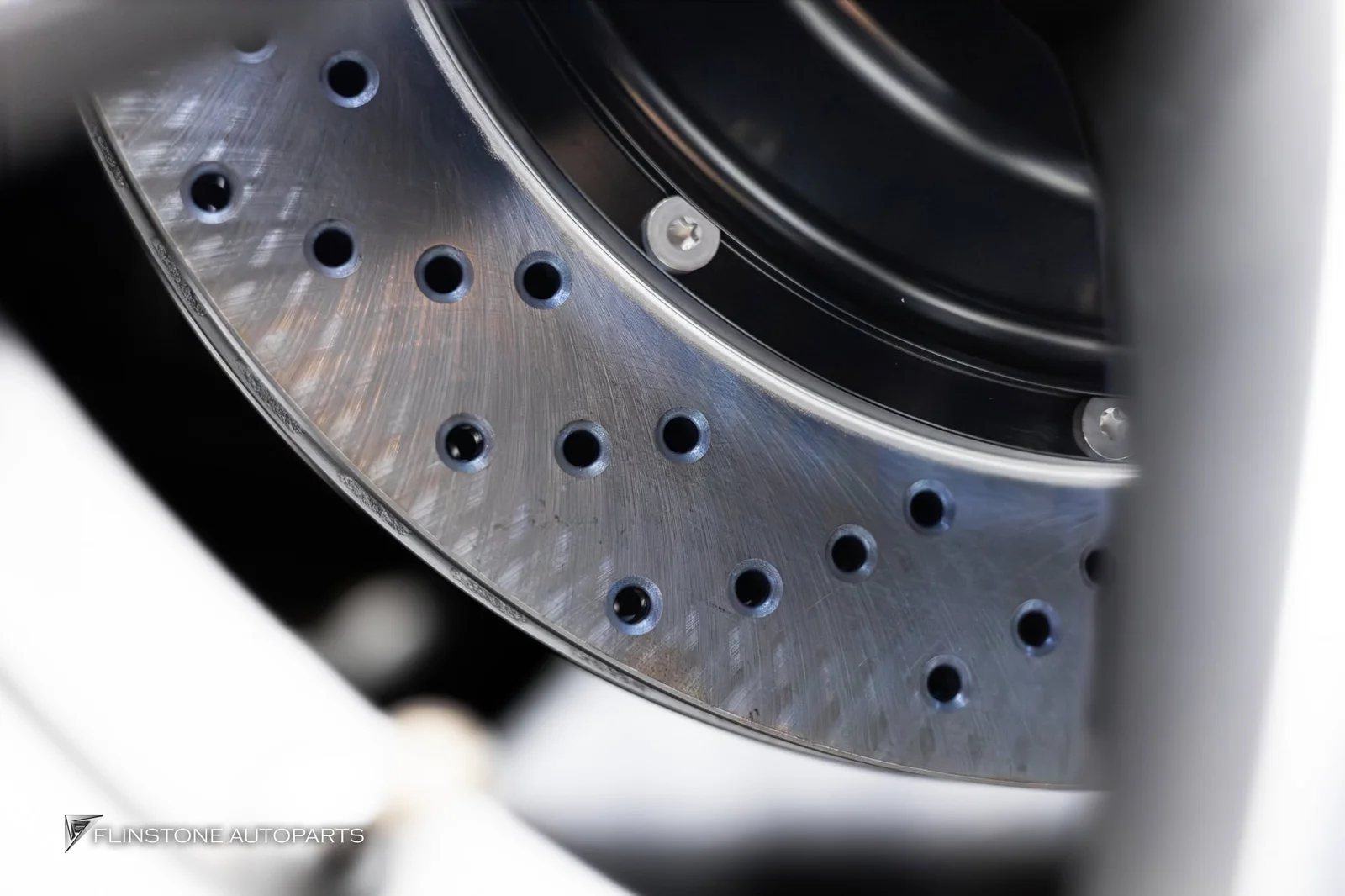 BMW X5 F15 安装刹车套装 Custom Caliper 金色车身 SUV