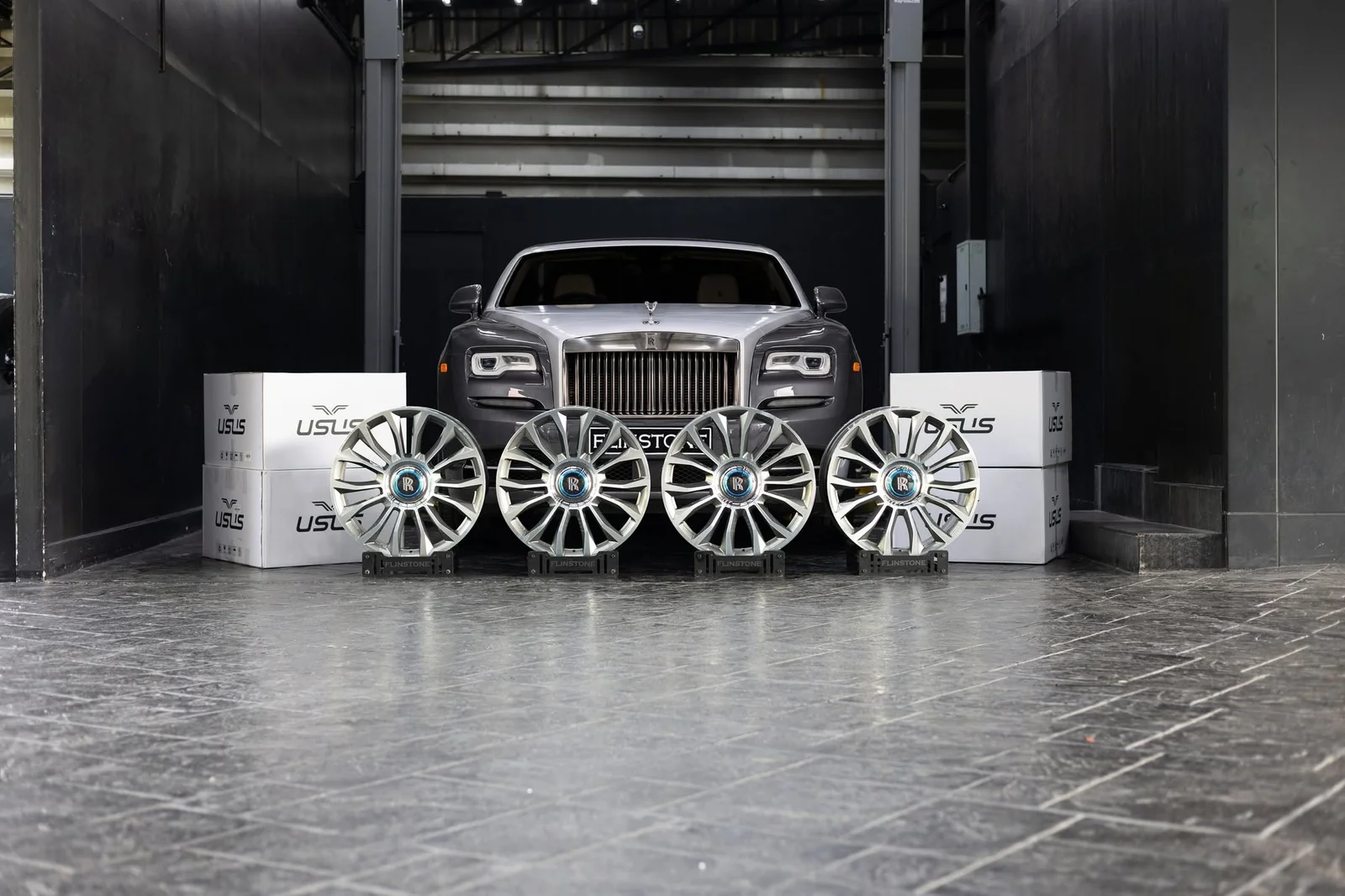 Rolls Royce Dawn เลือกติดตั้งล้อฟอจแท้จาก USUS Forged Wheel