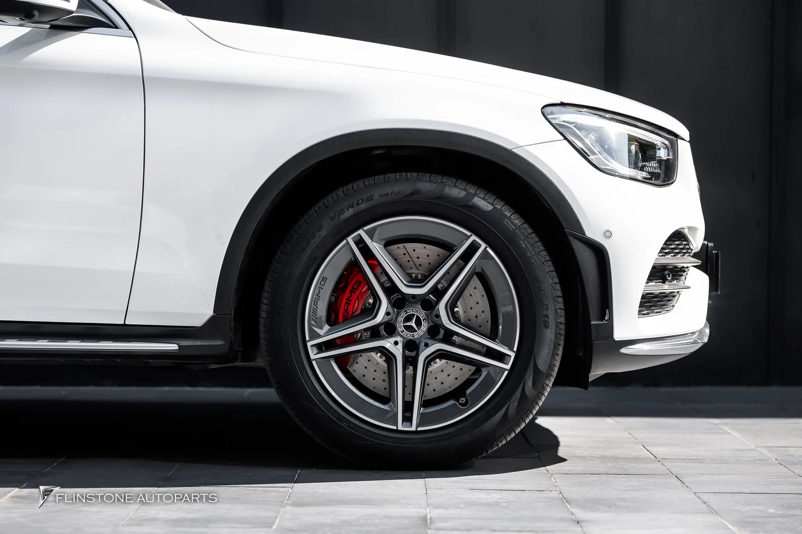 X253 GLC-Class ติดตั้งชุดเบรค Mercedes AMG [Custom] สำหรับ W253 GLC-Class