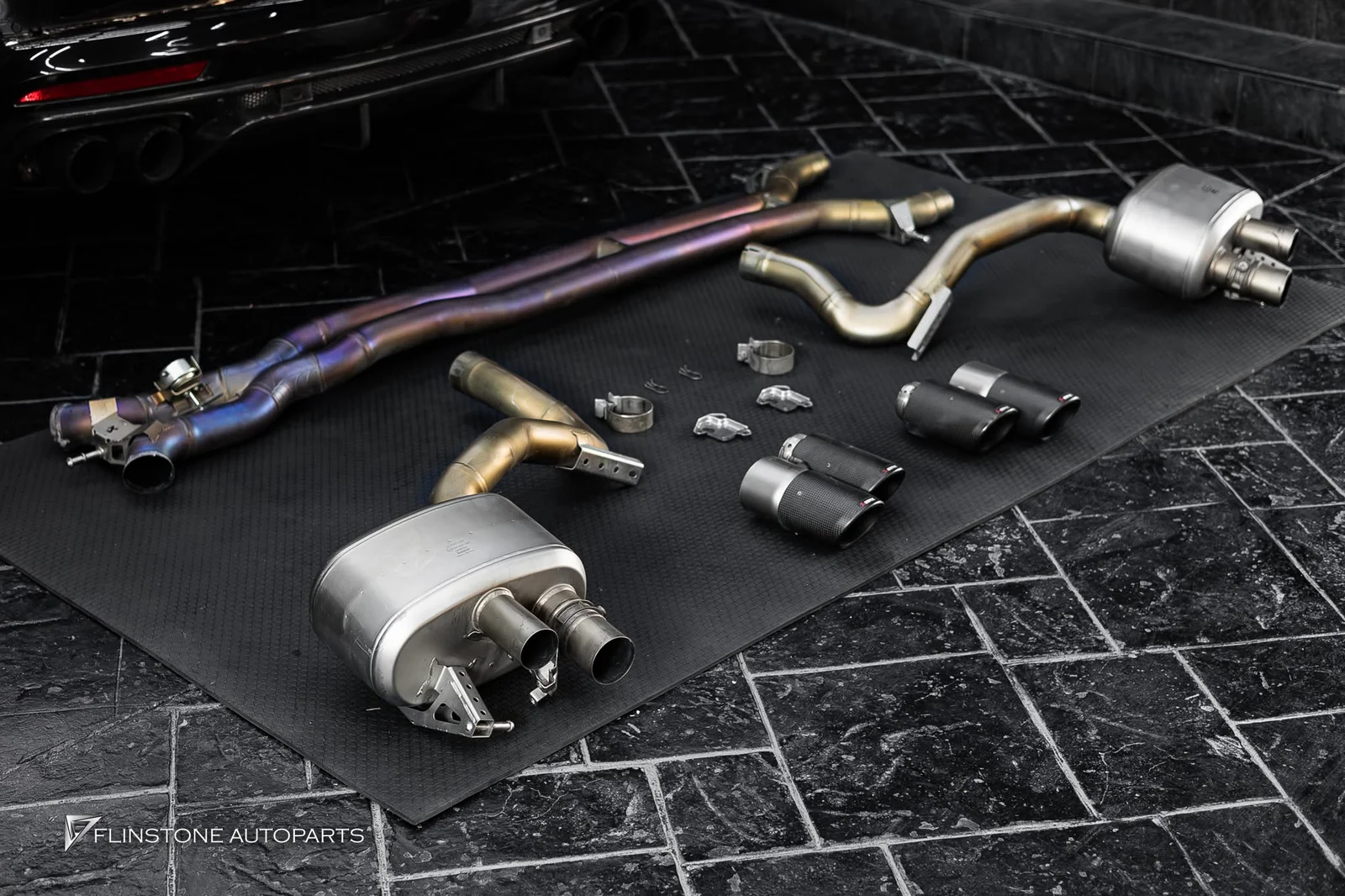 อัปเกรดชุดท่อไอเสียใหม่ให้ Porsche Panamera 971 ด้วยแบรนด์ระดับโลกอย่าง