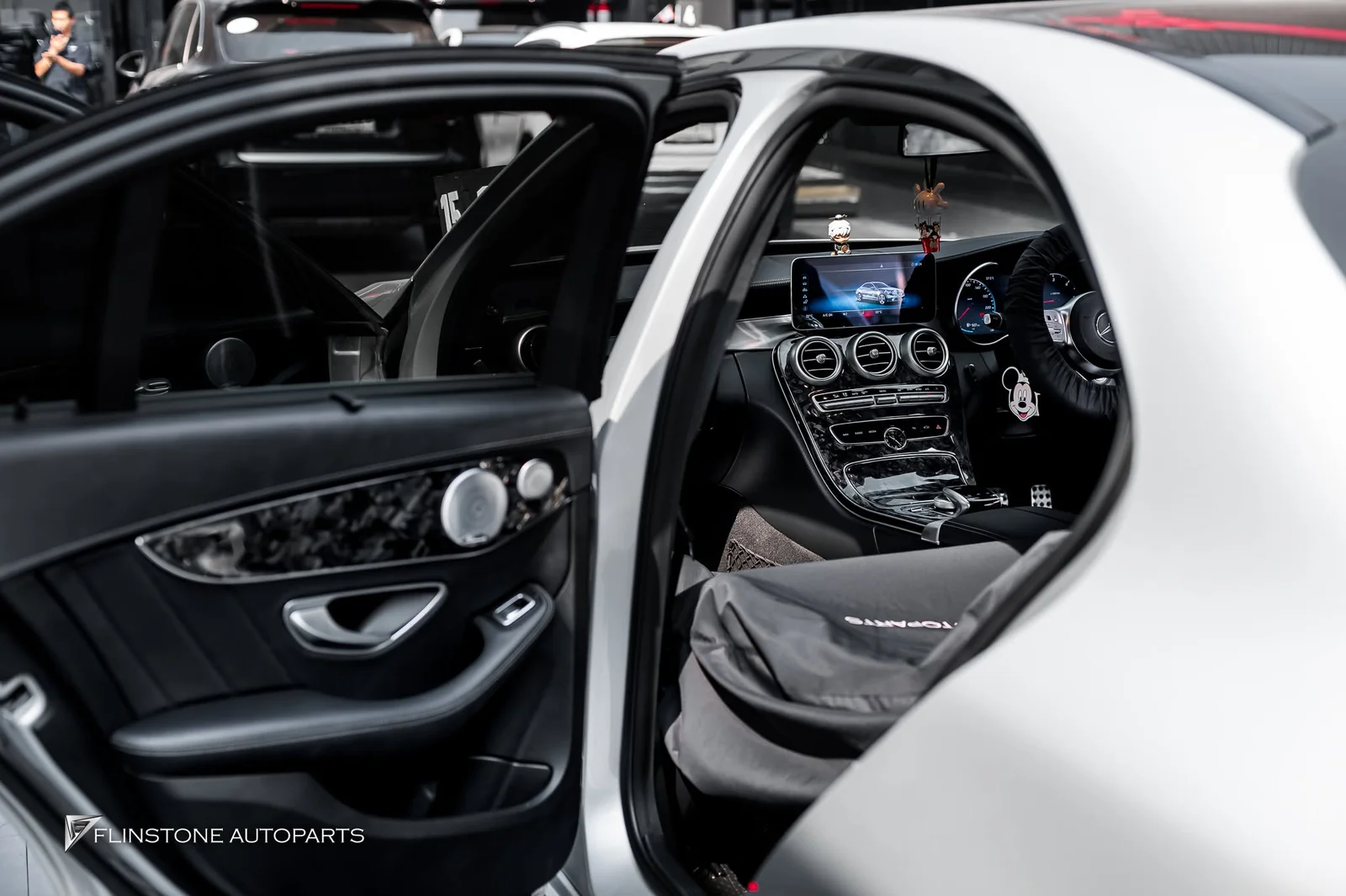 W205 C205 C-Class 2024 — raising the interior W205 C-Class more aggressive and luxurious with