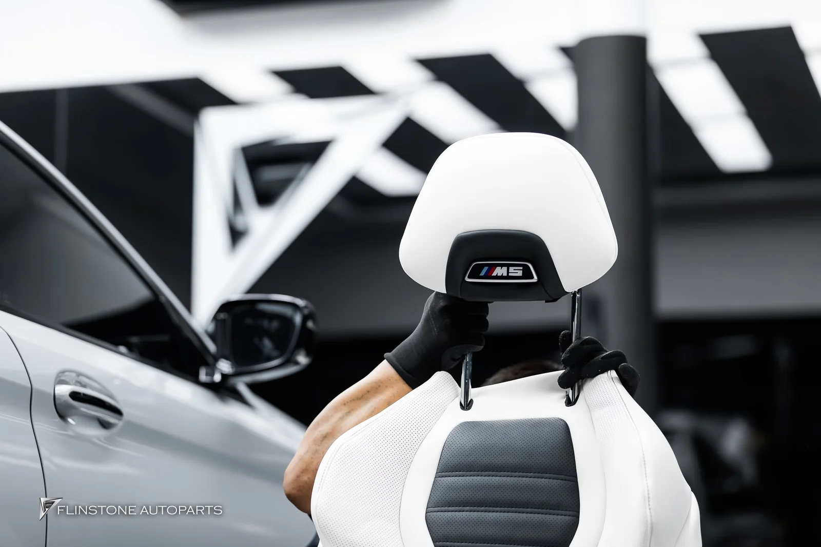 G30/G32 Series 5-6 เปลี่ยนลุคห้องโดยสารใหม่ให้ก้าวข้ามขีดจำกัดเดิมๆ ครับ กับผลงาน Interior