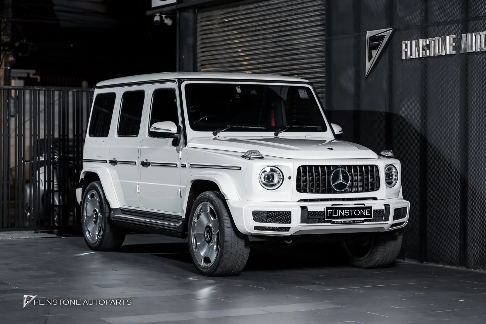 อัปเกรดความสะดวกสบายให้สำหรับ Mercedes-Benz W464 G-Class คันนี้ครับ กับ 2
