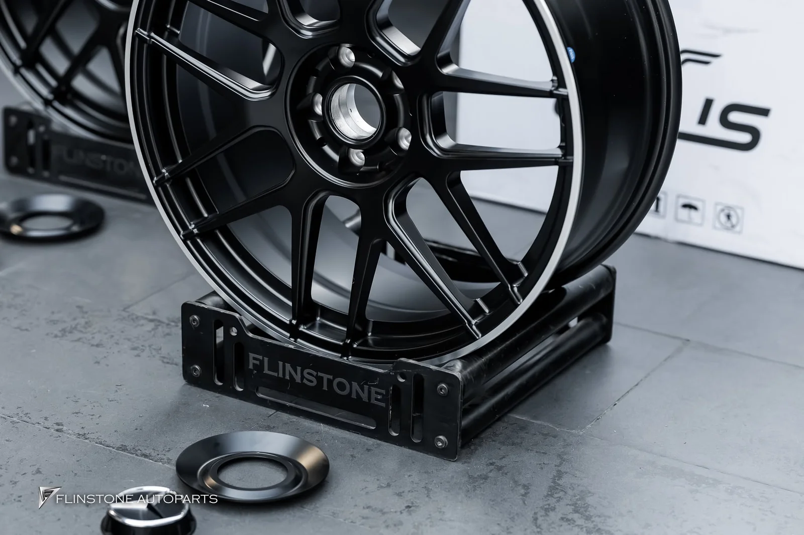 getting ready to fit a set of genuine forged wheels from USUS Forged Wheel for W222 S-Class
