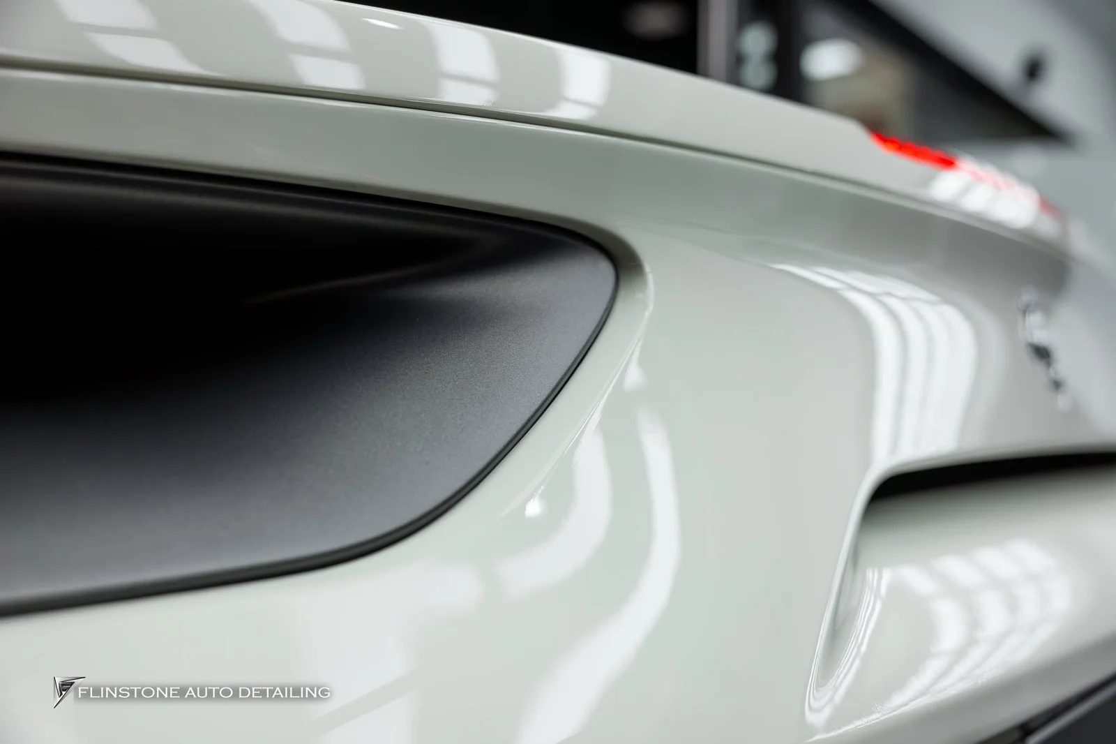 ความไว้วางใจจากเจ้าม้าลำพอง Ferrari 488 | จบงานฟิล์มใสกันรอยแบบ Full Package