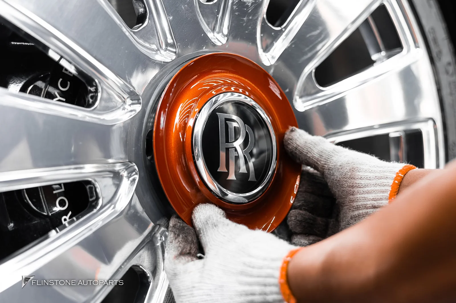 ROLLS Royce Wraith ลูกค้าเจาะจงเลือกติดตั้งล้อฟอจแท้จาก USUS Forged Wheel