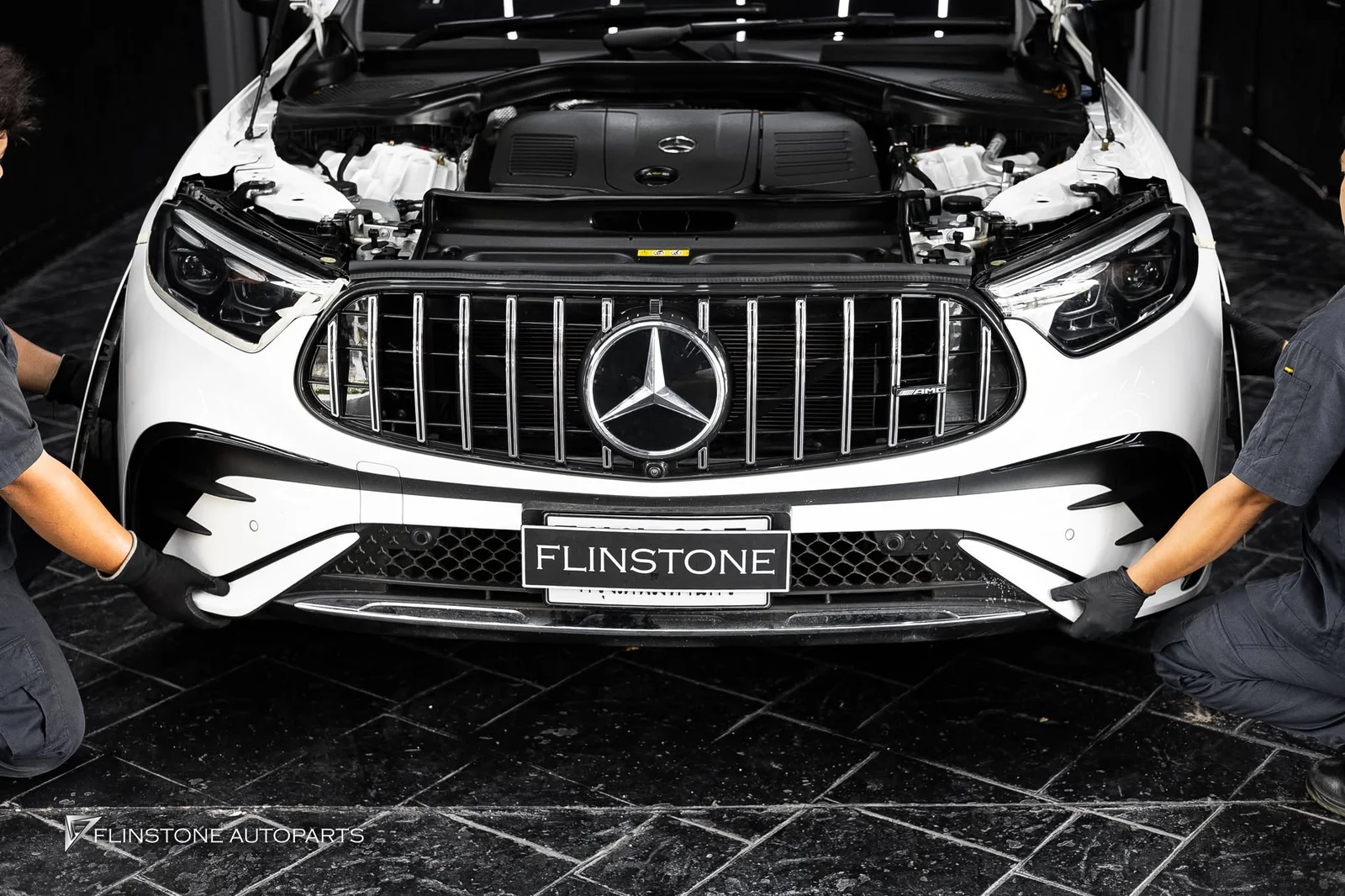 W254 GLC-Class 前格栅升级，款式为 GLC43 AMG [GT] 前脸更霸气
