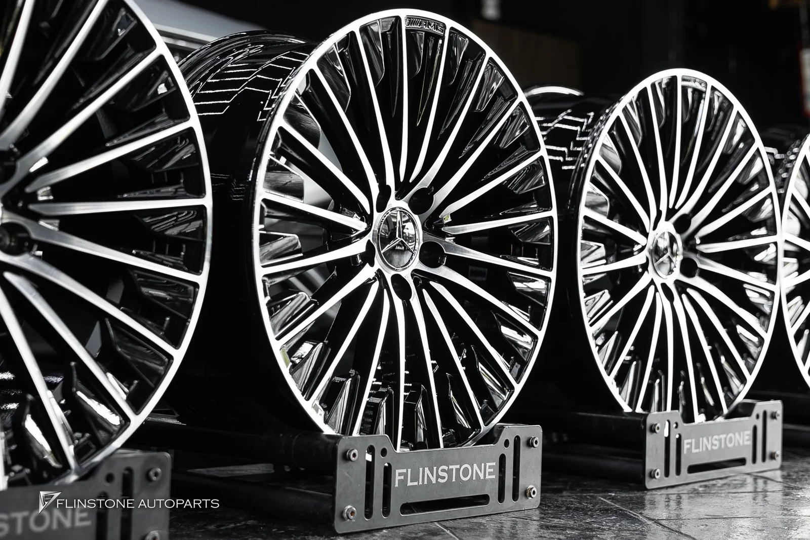 Mercedes Benz W214 E-Class เลือกติดตั้งล้อฟอจสั่งตัดจาก USUS Forged Wheel W214