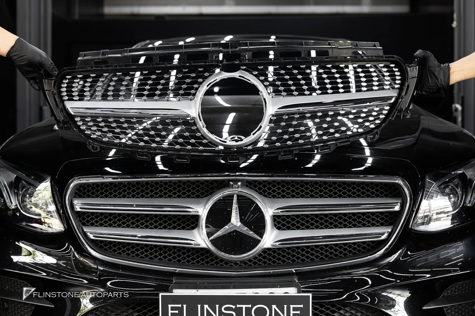 ติดตั้งกระจังหน้า Diamond สำหรับ W213 E-Class Mercedes Benz W213 E-Class