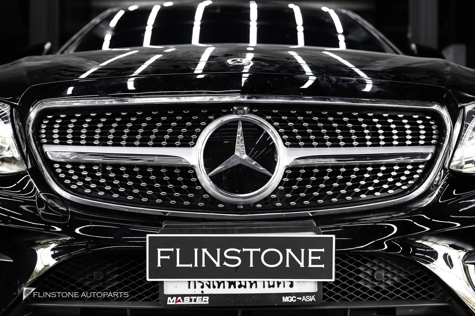 ติดตั้งกระจังหน้า Diamond สำหรับ W213 E-Class Mercedes Benz W213 E-Class