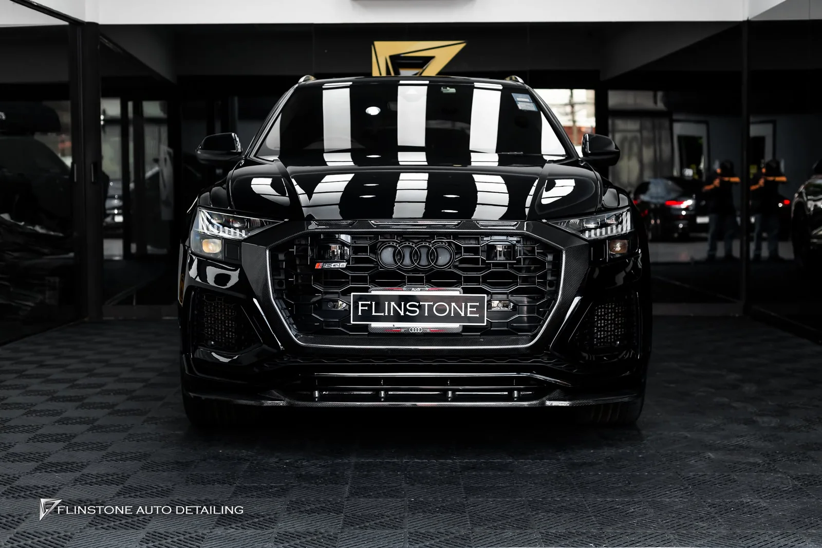 AUDI Q8 ยกระดับความดุดันด้วยชุดแต่ง RSQ8 รอบคัน พร้อมเสริมเกราะป้องกันระดับพรีเมียมด้ว