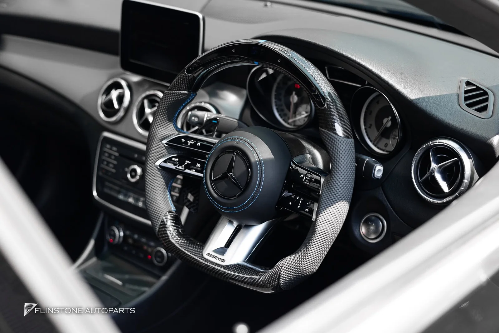Mercedes-Benz W117 CLA-Class | New AMG Steering Wheel Latest Version