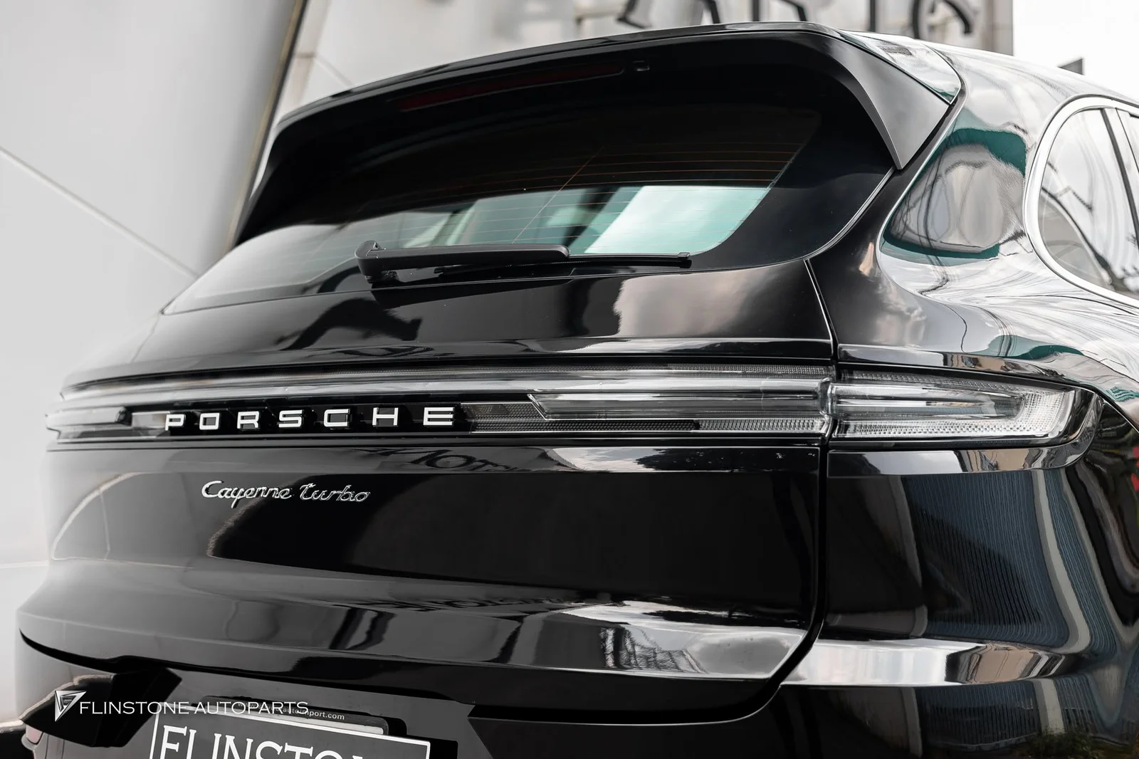 ส่งงานโปรเจกต์เปลี่ยนโฉม PORSCHE Cayenne 958 ให้กลายเป็น TURBO GT 2026 Look