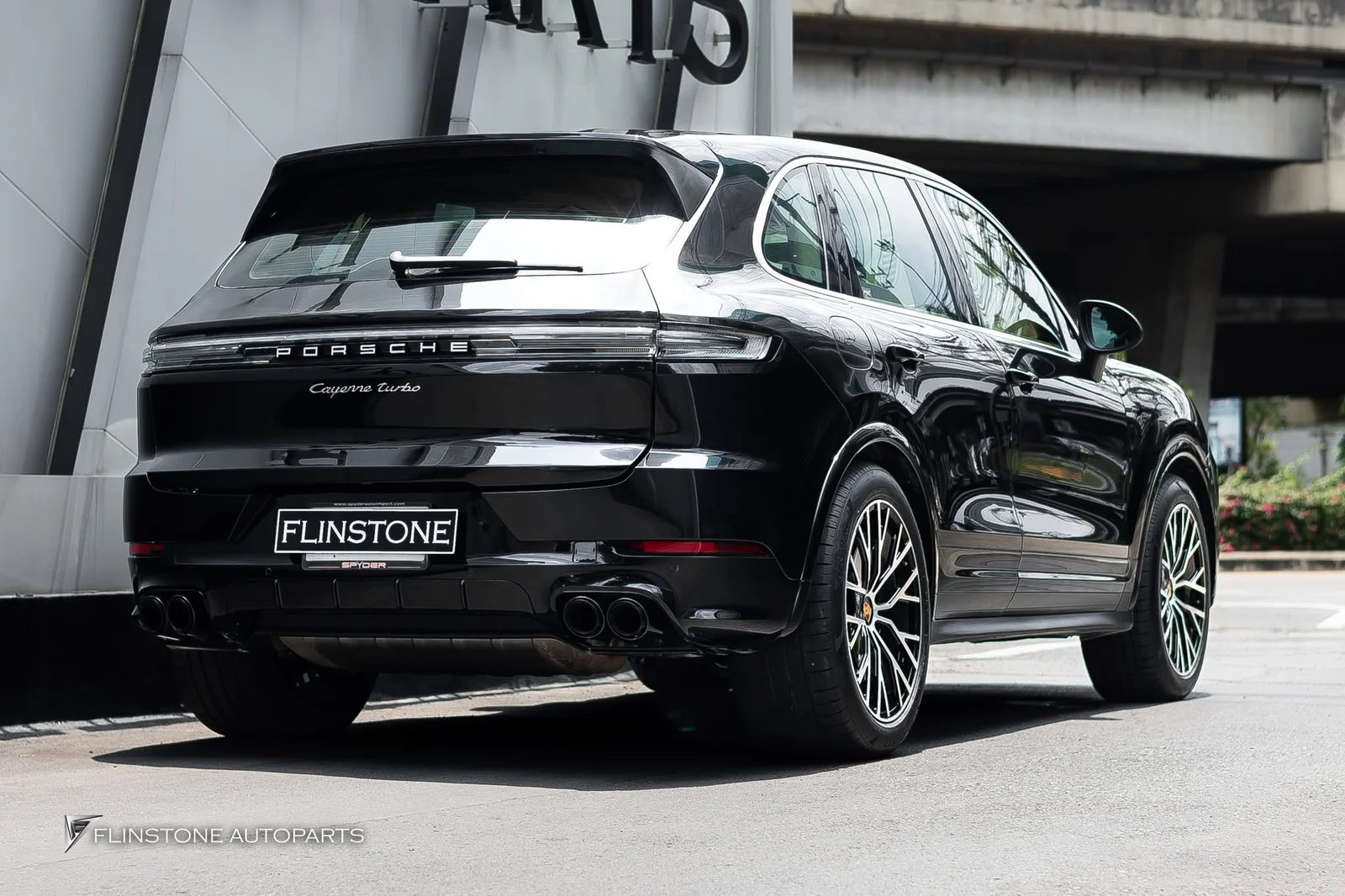ส่งงานโปรเจกต์เปลี่ยนโฉม PORSCHE Cayenne 958 ให้กลายเป็น TURBO GT 2026 Look