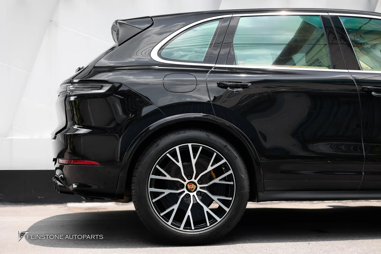 ส่งงานโปรเจกต์เปลี่ยนโฉม PORSCHE Cayenne 958 ให้กลายเป็น TURBO GT 2026 Look