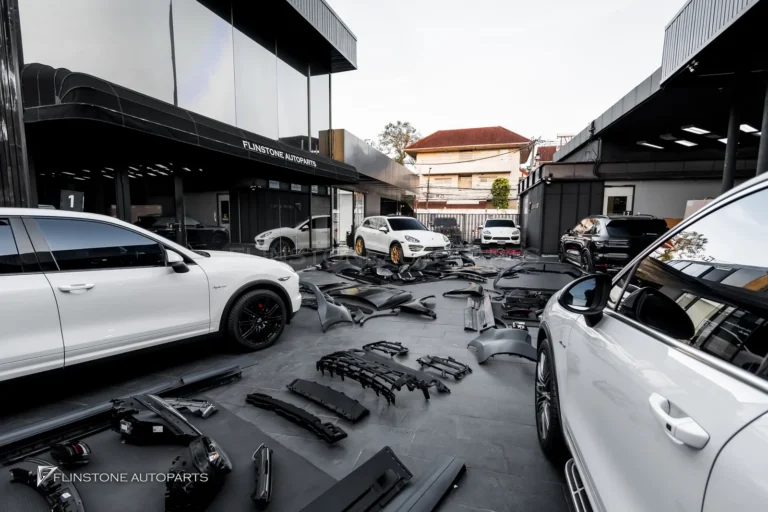 PORSCHE Cayenne 958 Cayenne 958 queuing up for an upgrade to the look of Turbo GT 2026