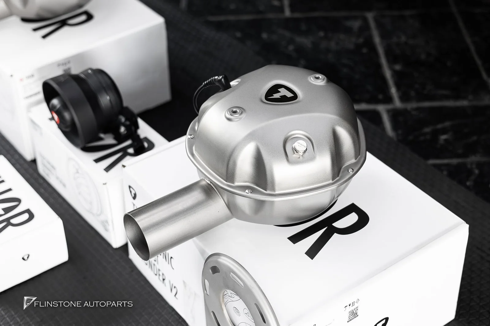 Lotus Eletre x THOR: เมื่อ Hyper-SUV ไฟฟ้า คำรามได้ดั่งใจนึก!
