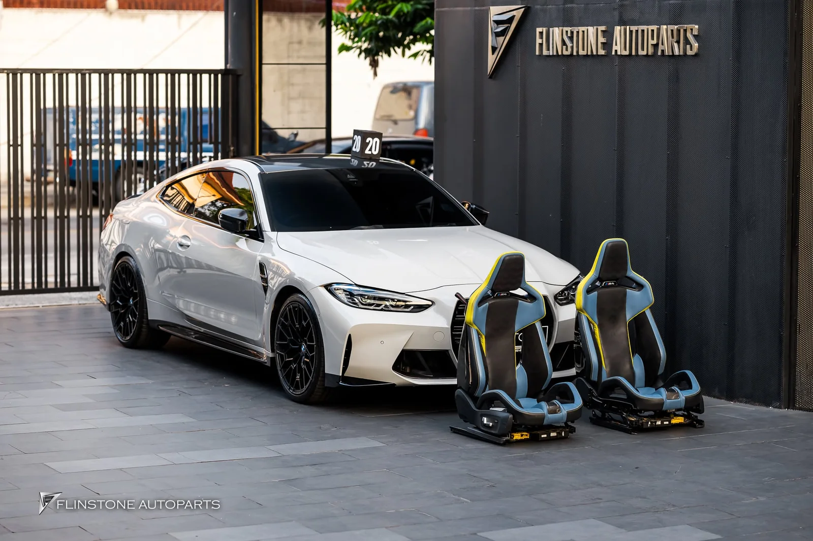 BMW G22 / G26 / G82 M4 — changing the stock interior looking cool with genuine seats from G82 M4 (Carbon Fi