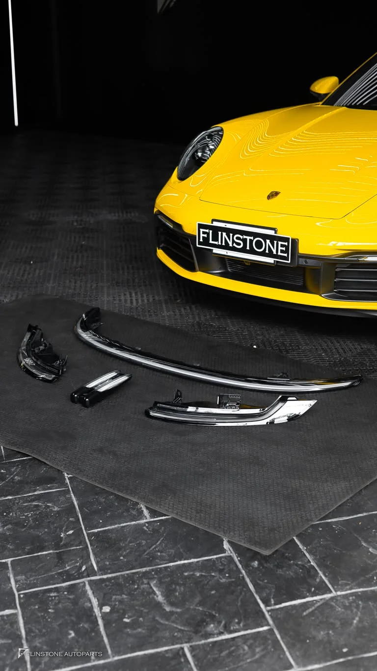 PORSCHE 911 (992) Carrera เลือกติดตั้งไฟท้ายเวอร์ชัน Exclusive Design