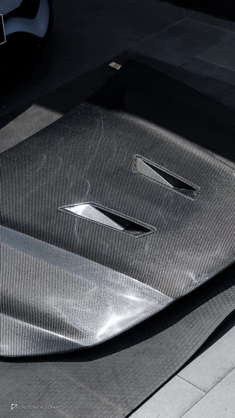 ฝากระโปรง Carbon Fiber สำหรับ CLA-Class รหัส W117 อยากได้ของแต่งแบบไหน ที่