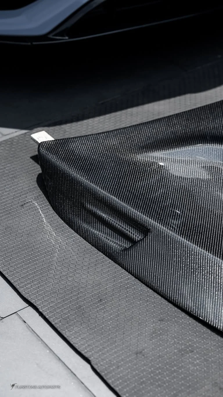 ฝากระโปรง Carbon Fiber สำหรับ CLA-Class รหัส W117 อยากได้ของแต่งแบบไหน ที่