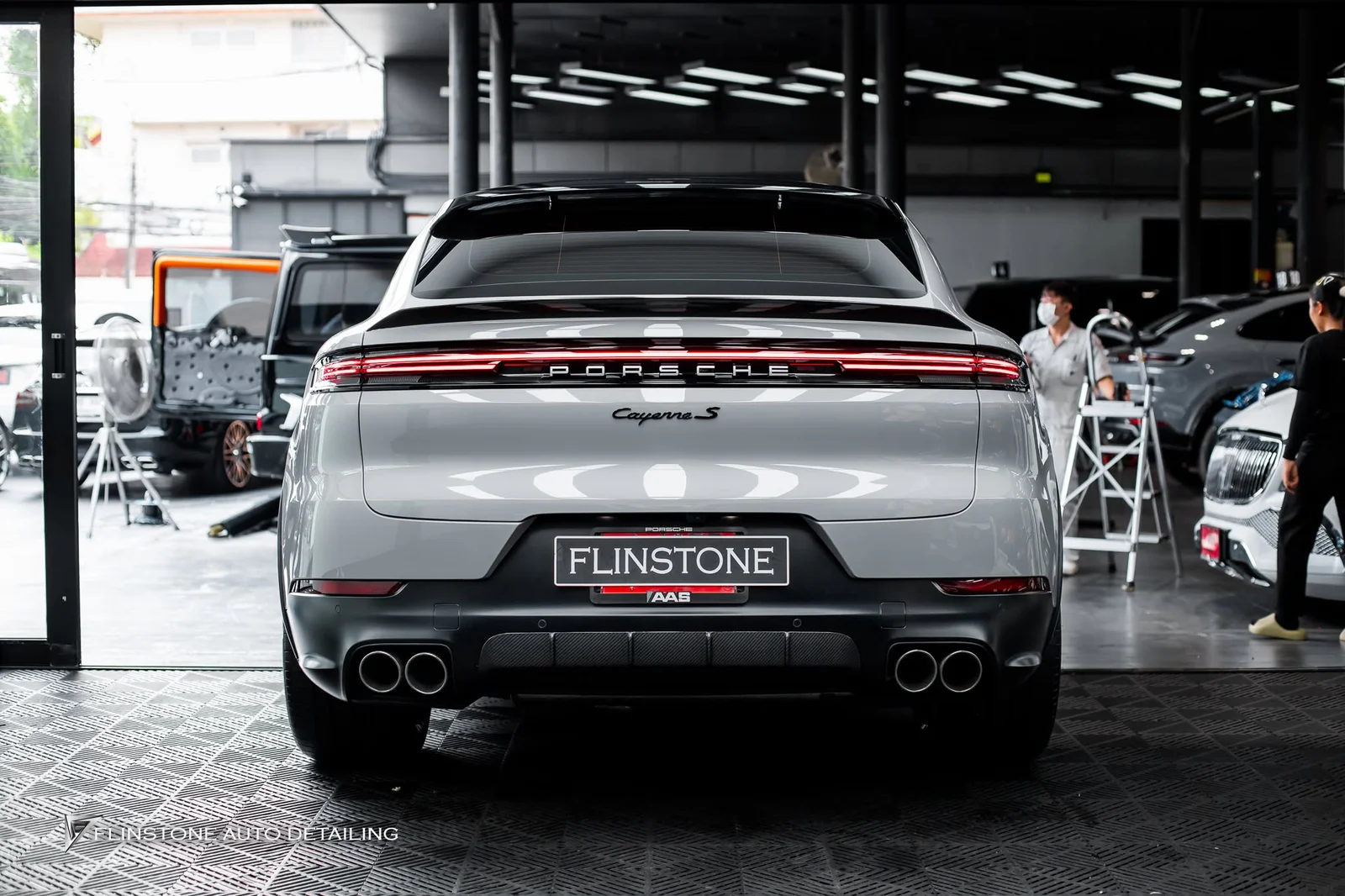 极致霸气! PORSCHE Cayenne Coupe 9Y0.2 以改装套件升级造型