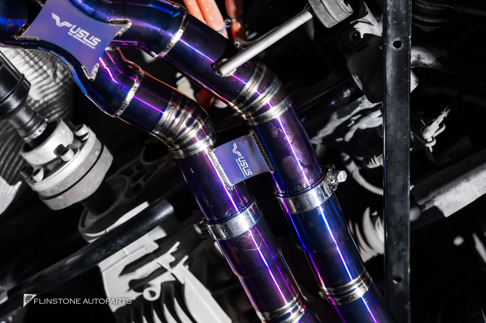 full-on good looks for PORSCHE Cayenne E3 9Y0.1 with a titanium exhaust system USUS