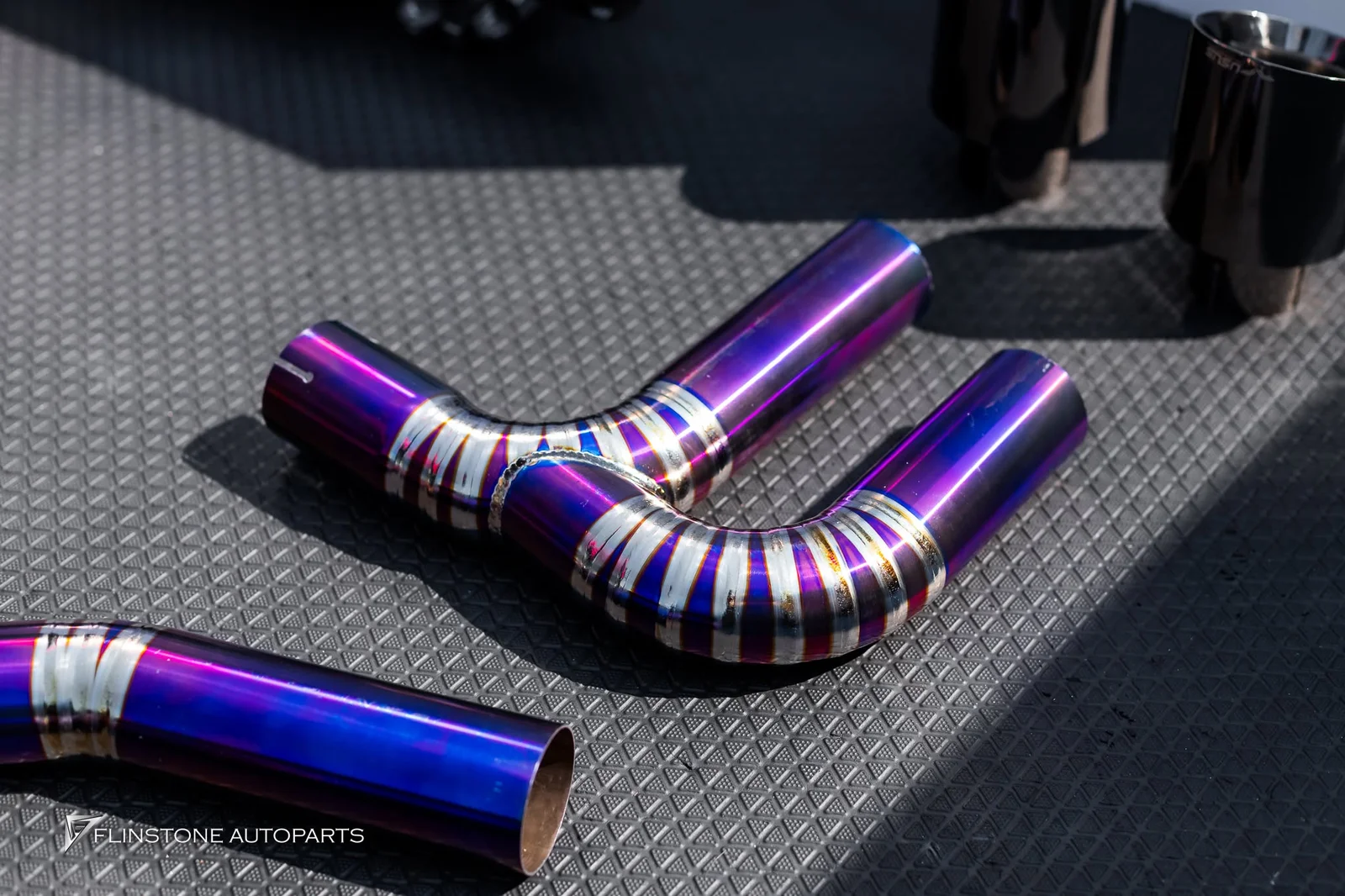 full-on good looks for PORSCHE Cayenne E3 9Y0.1 with a titanium exhaust system USUS