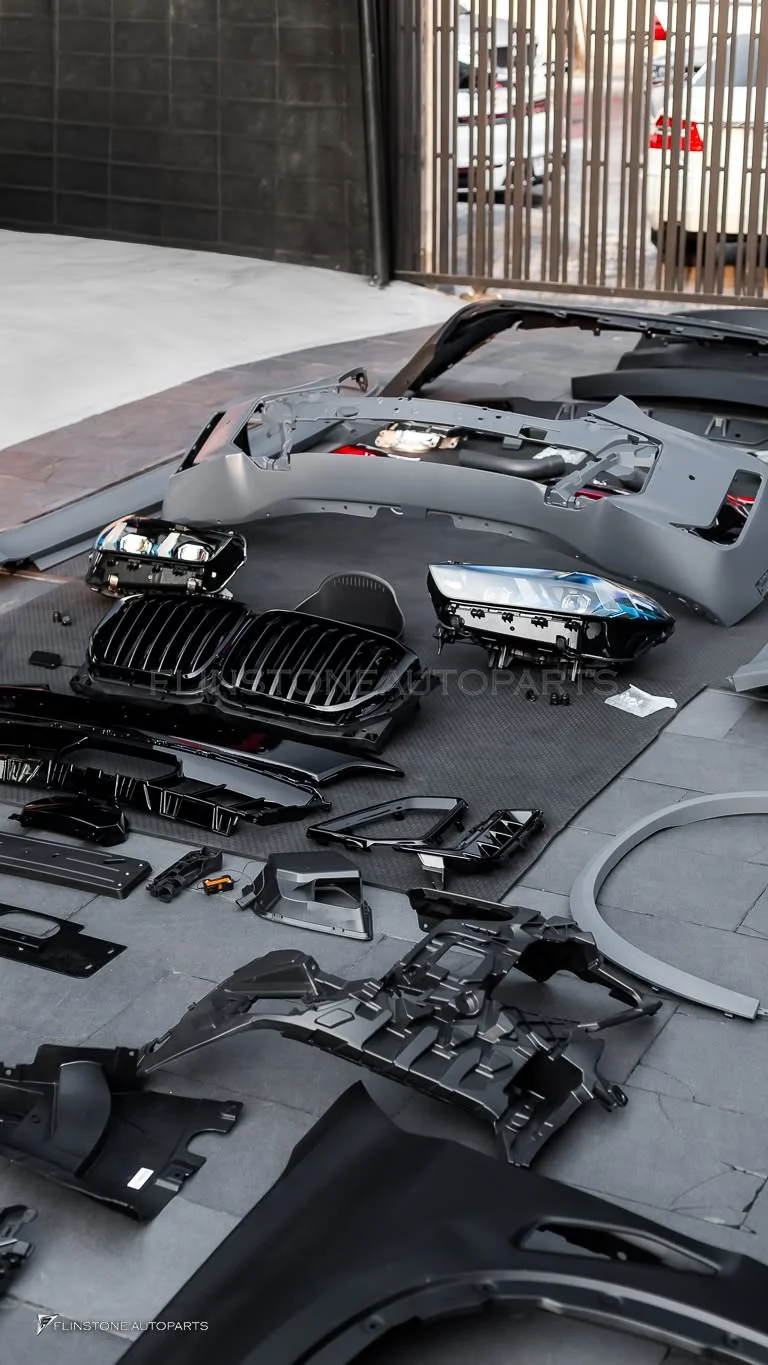 getting ready for a cross-generation looks upgrade for BMW X5 F15 the original car
