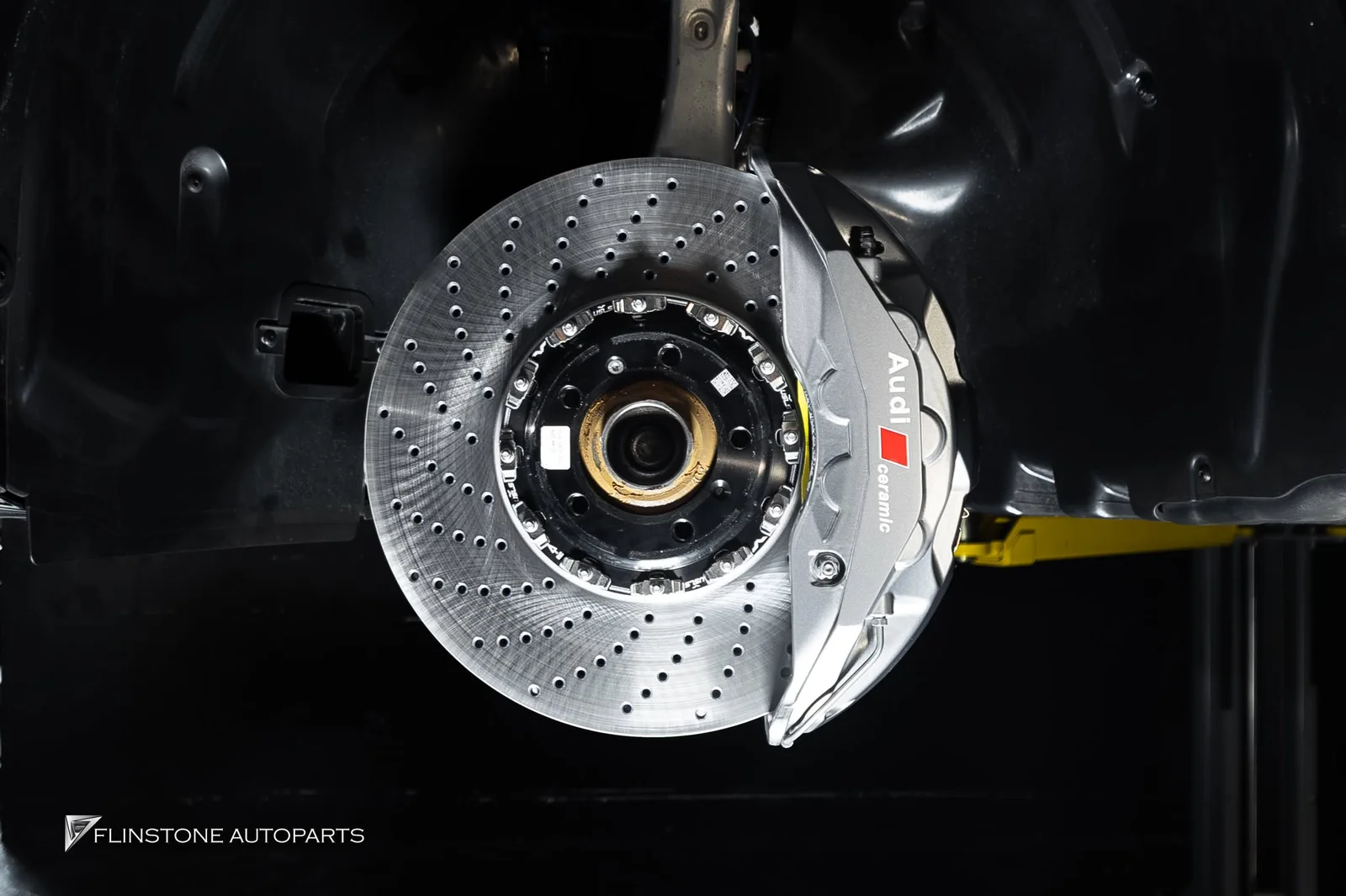 ยกระดับระบบหยุดนิ่งให้กับ Audi Q6 E-tron รถไฟฟ้า 100% รุ่นล่าสุด